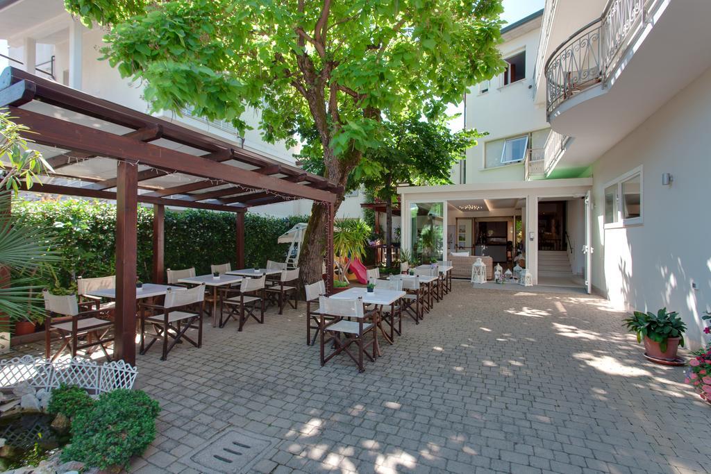 B&B Airone Cervia - Camere E Appartamenti Luaran gambar